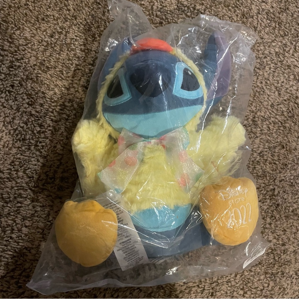 New 2022 Disney Store Easter Chick Stitch